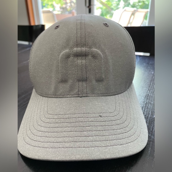 Travis Mathew Other - Travis Mathew Golf Hat S/M Small Medium Cap Athletic Light Gray FlexFit